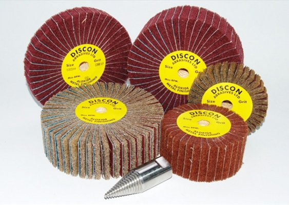 Combination Flap Wheels - Spindle Mount. AO RBX Cloth / VFHS or HD Non-Woven